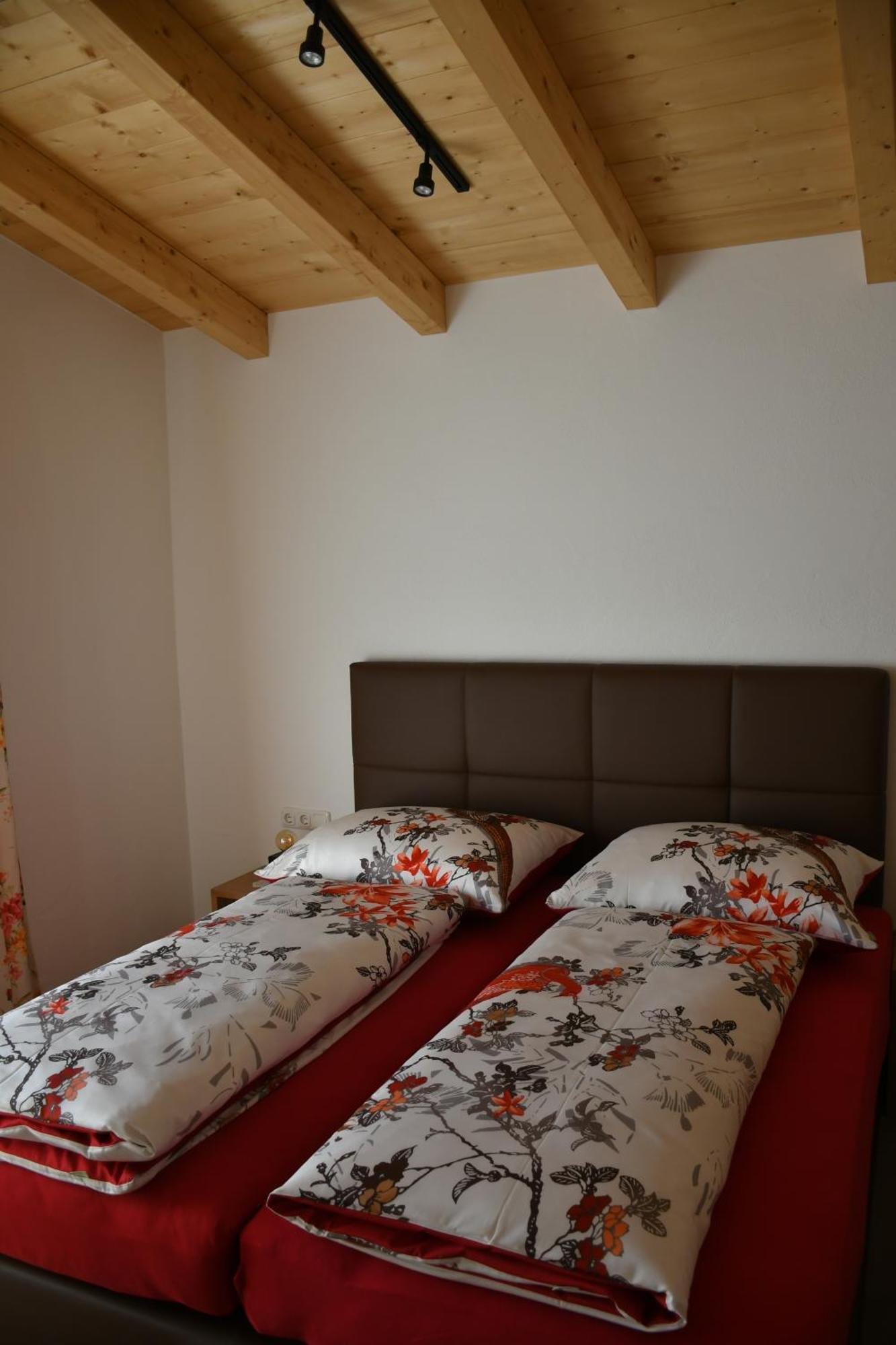 Gaestehaus Brugger Neukirchen am Großvenediger Habitación foto